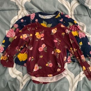 3/$25 Long sleeve shirt bundle